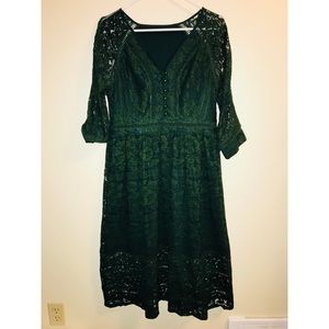 Size Large forest green lace dress